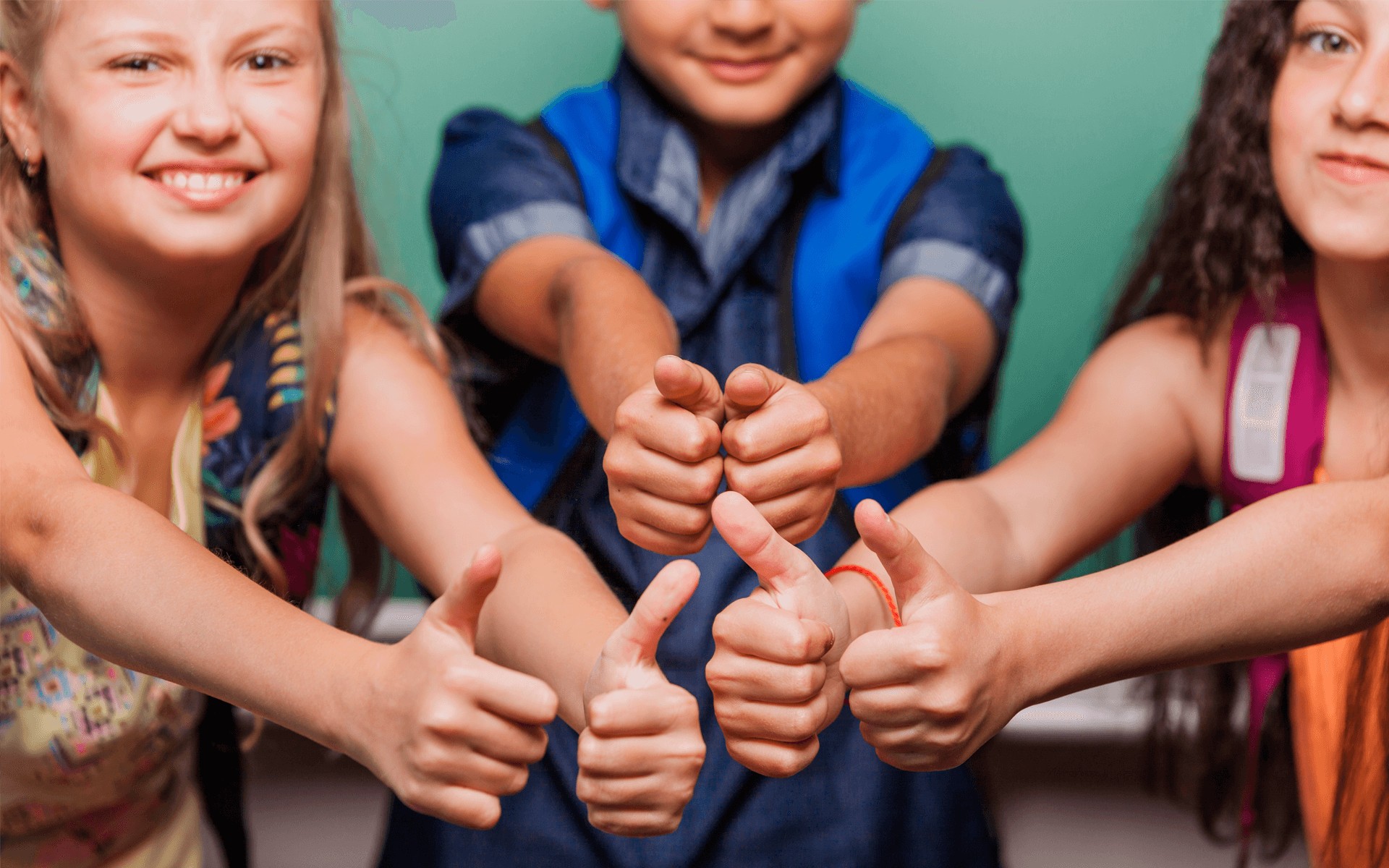 ¡Vende y gana con nuestras papeletas solidarias para el viaje de fin de curso! ¡Vende y gana con nuestras papeletas solidarias para el viaje de fin de curso!